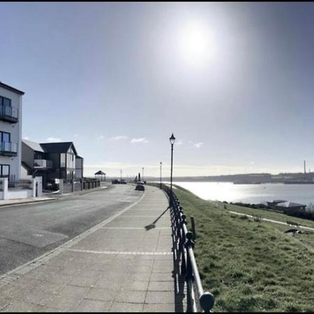 Flat 3, Murray Crescent House Bed & Breakfast Milford Haven Exterior photo